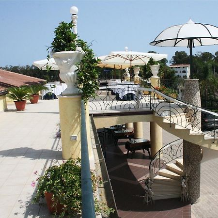 Hotel Miramare 马里纳斯基亚沃尼亚 外观 照片